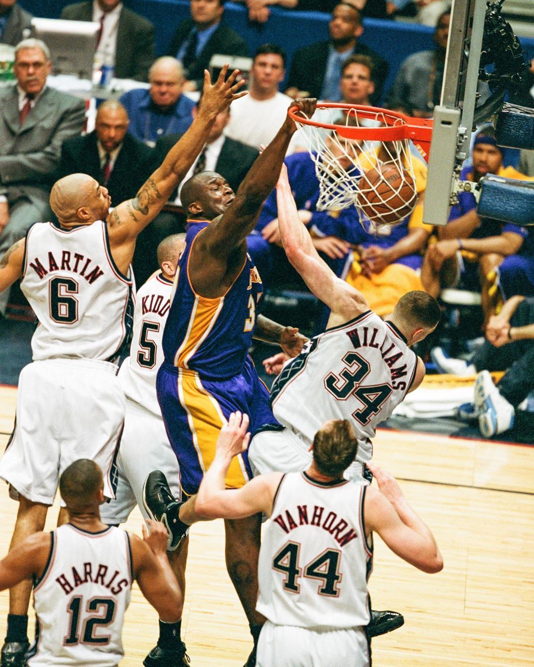 不仅在防守 不仅在防守