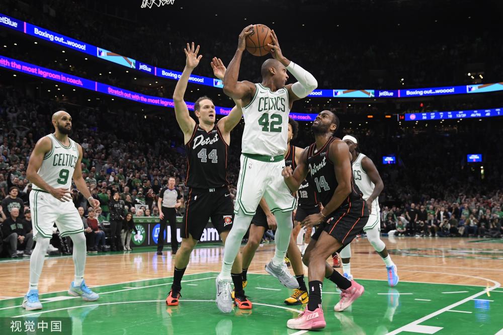 通过他的 通过他的