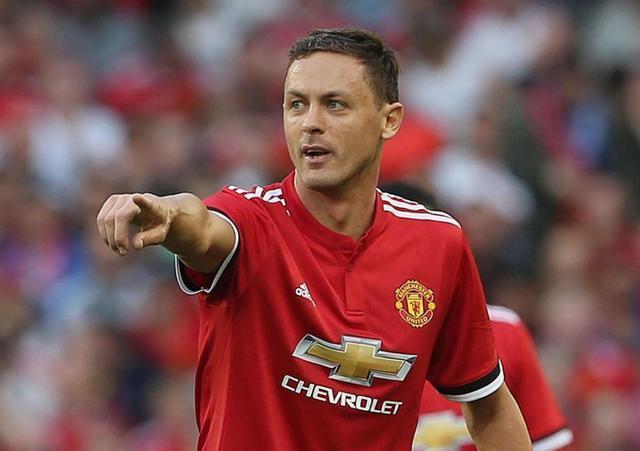 并试图窥见 并试图窥见