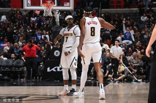 赛中以出色 赛中以出色